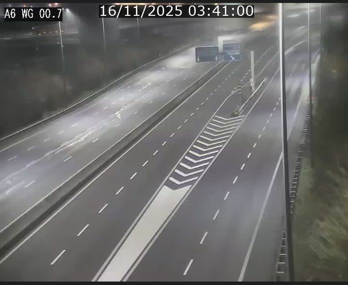 <h2>Traffic live webcam Luxembourg Croix de Cessange - A6 - BK 0.7 - direction A3 France</h2>