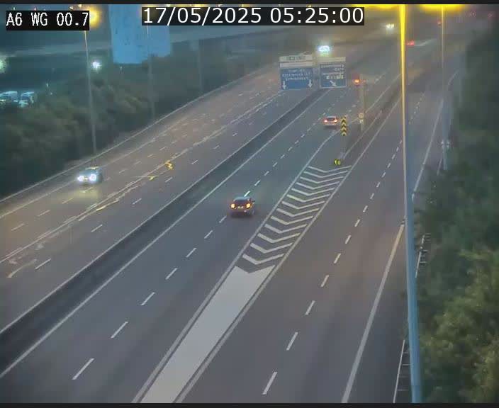 <h2>Traffic live webcam Luxembourg Croix de Cessange - A6 - BK 0.7 - direction A3 France</h2>
