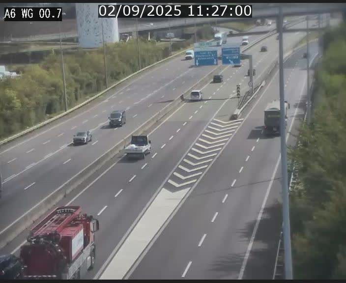 Traffic live webcam Luxembourg Croix de Cessange - A6 - BK 0.7 - direction A3 France