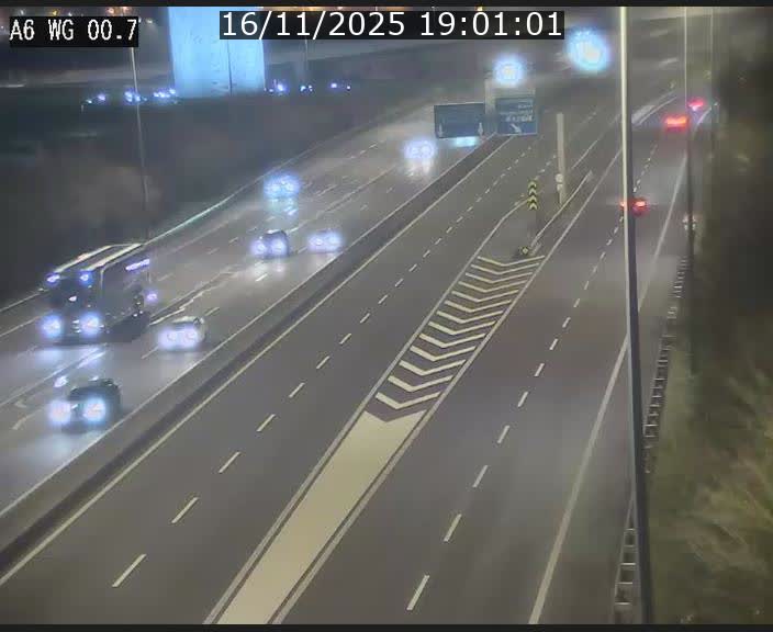 <h2>Traffic live webcam Luxembourg Croix de Cessange - A6 - BK 0.7 - direction A3 France</h2>