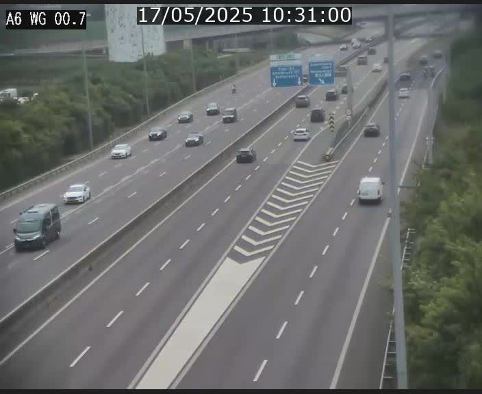 <h2>Traffic live webcam Luxembourg Croix de Cessange - A6 - BK 0.7 - direction A3 France</h2>