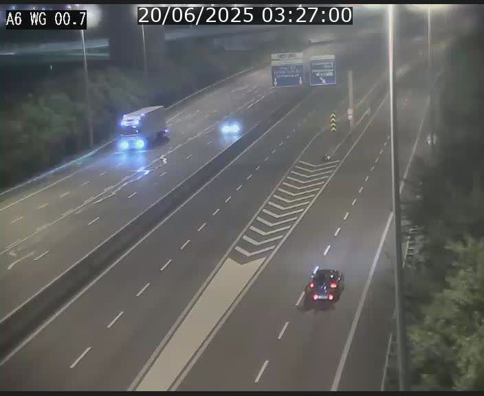 Traffic live webcam Luxembourg Croix de Cessange - A6 - BK 0.7 - direction A3 France