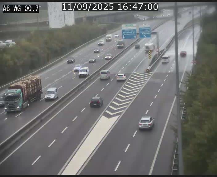 Traffic live webcam Luxembourg Croix de Cessange - A6 - BK 0.7 - direction A3 France