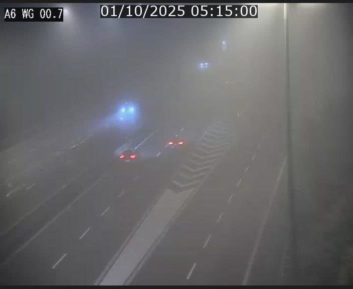Traffic live webcam Luxembourg Croix de Cessange - A6 - BK 0.7 - direction A3 France