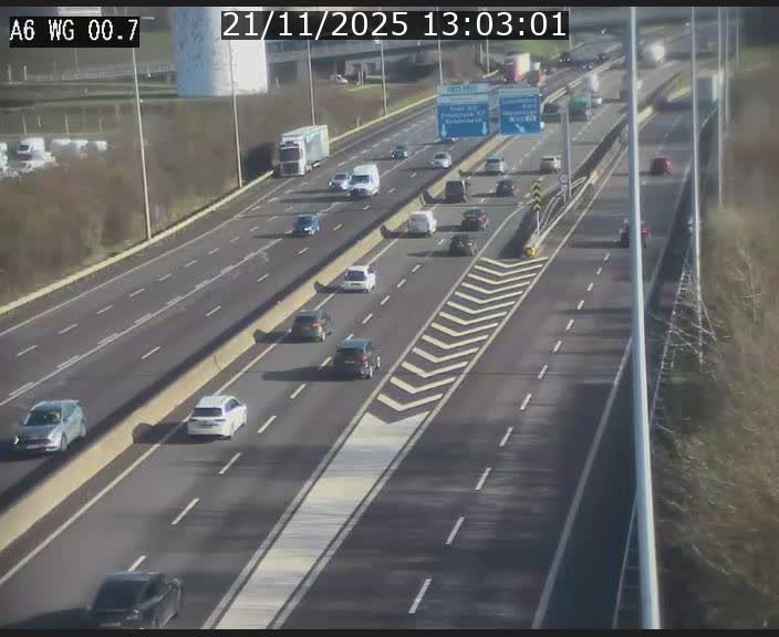 <h2>Traffic live webcam Luxembourg Croix de Cessange - A6 - BK 0.7 - direction A3 France</h2>