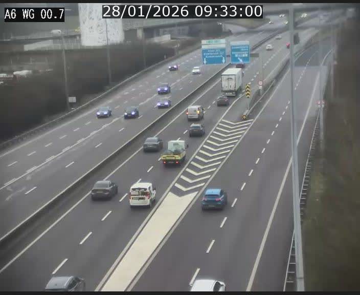 <h2>Traffic live webcam Luxembourg Croix de Cessange - A6 - BK 0.7 - direction A3 France</h2>