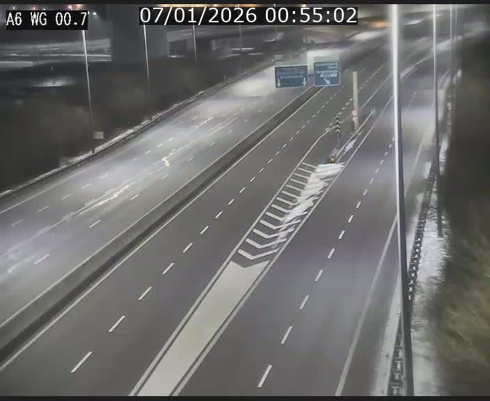 <h2>Traffic live webcam Luxembourg Croix de Cessange - A6 - BK 0.7 - direction A3 France</h2>