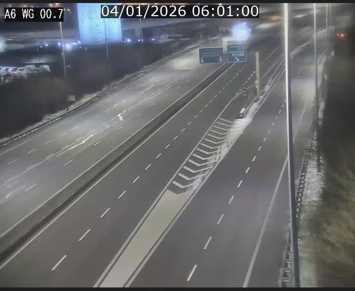 <h2>Traffic live webcam Luxembourg Croix de Cessange - A6 - BK 0.7 - direction A3 France</h2>