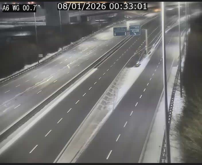 <h2>Traffic live webcam Luxembourg Croix de Cessange - A6 - BK 0.7 - direction A3 France</h2>