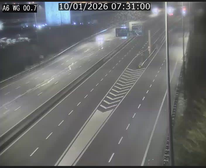 <h2>Traffic live webcam Luxembourg Croix de Cessange - A6 - BK 0.7 - direction A3 France</h2>