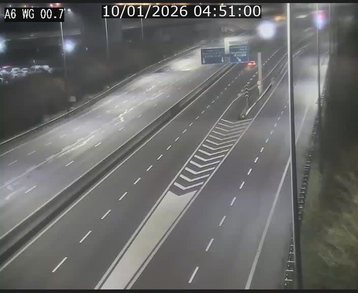 <h2>Traffic live webcam Luxembourg Croix de Cessange - A6 - BK 0.7 - direction A3 France</h2>