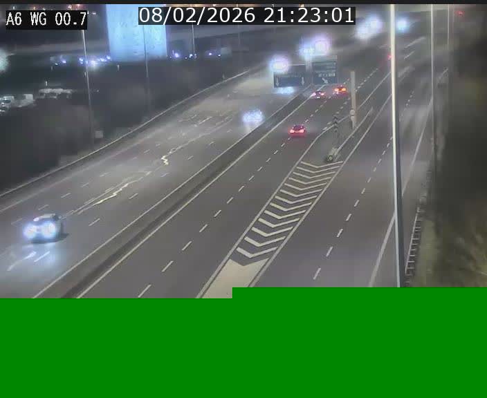 <h2>Traffic live webcam Luxembourg Croix de Cessange - A6 - BK 0.7 - direction A3 France</h2>