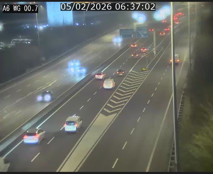 <h2>Traffic live webcam Luxembourg Croix de Cessange - A6 - BK 0.7 - direction A3 France</h2>