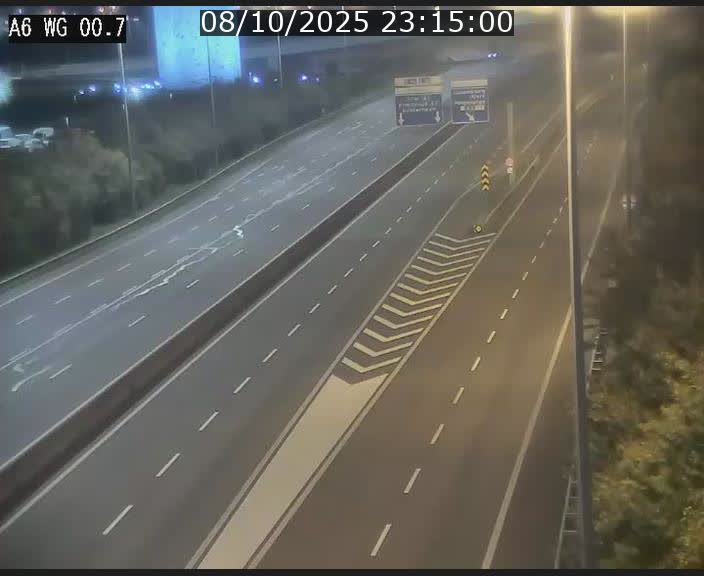 <h2>Traffic live webcam Luxembourg Croix de Cessange - A6 - BK 0.7 - direction A3 France</h2>