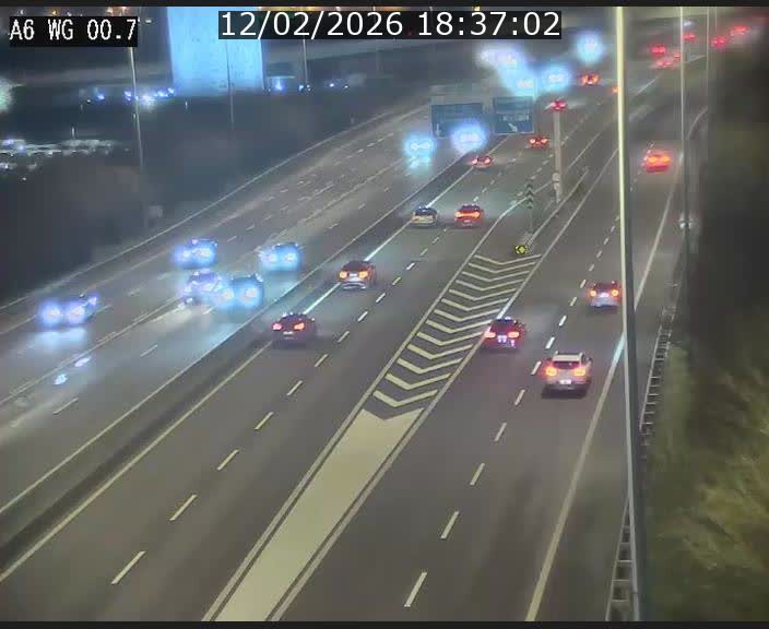 <h2>Traffic live webcam Luxembourg Croix de Cessange - A6 - BK 0.7 - direction A3 France</h2>