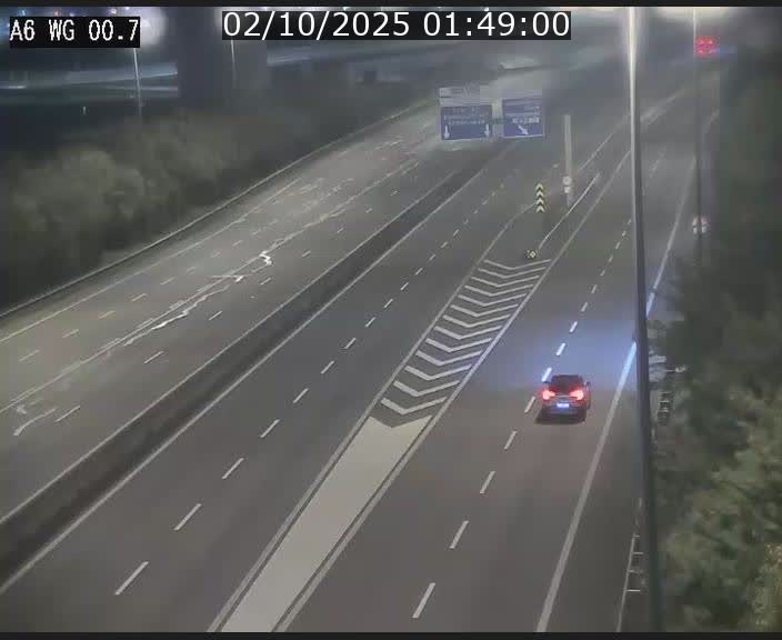 <h2>Traffic live webcam Luxembourg Croix de Cessange - A6 - BK 0.7 - direction A3 France</h2>