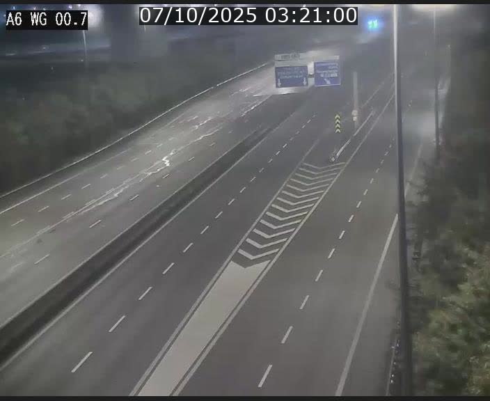 <h2>Traffic live webcam Luxembourg Croix de Cessange - A6 - BK 0.7 - direction A3 France</h2>