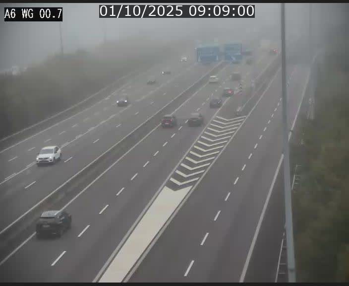 <h2>Traffic live webcam Luxembourg Croix de Cessange - A6 - BK 0.7 - direction A3 France</h2>