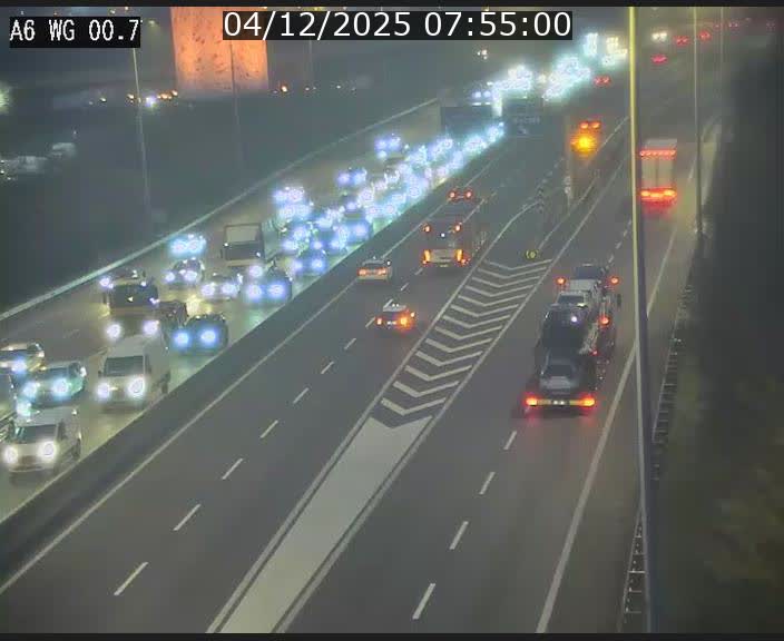 <h2>Traffic live webcam Luxembourg Croix de Cessange - A6 - BK 0.7 - direction A3 France</h2>