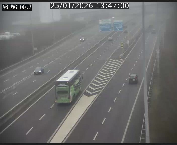 <h2>Traffic live webcam Luxembourg Croix de Cessange - A6 - BK 0.7 - direction A3 France</h2>