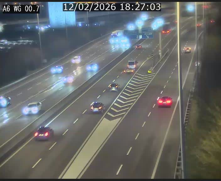 <h2>Traffic live webcam Luxembourg Croix de Cessange - A6 - BK 0.7 - direction A3 France</h2>