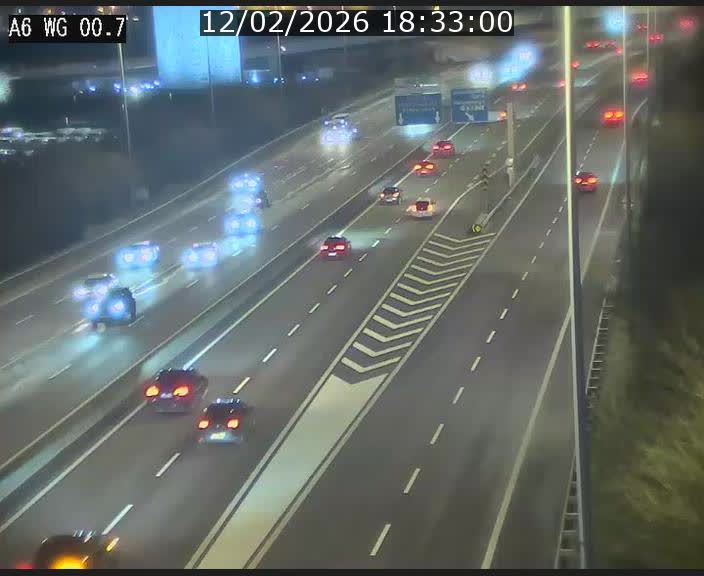 <h2>Traffic live webcam Luxembourg Croix de Cessange - A6 - BK 0.7 - direction A3 France</h2>