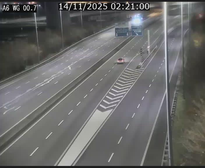 <h2>Traffic live webcam Luxembourg Croix de Cessange - A6 - BK 0.7 - direction A3 France</h2>