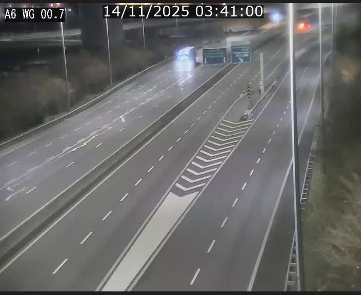 <h2>Traffic live webcam Luxembourg Croix de Cessange - A6 - BK 0.7 - direction A3 France</h2>