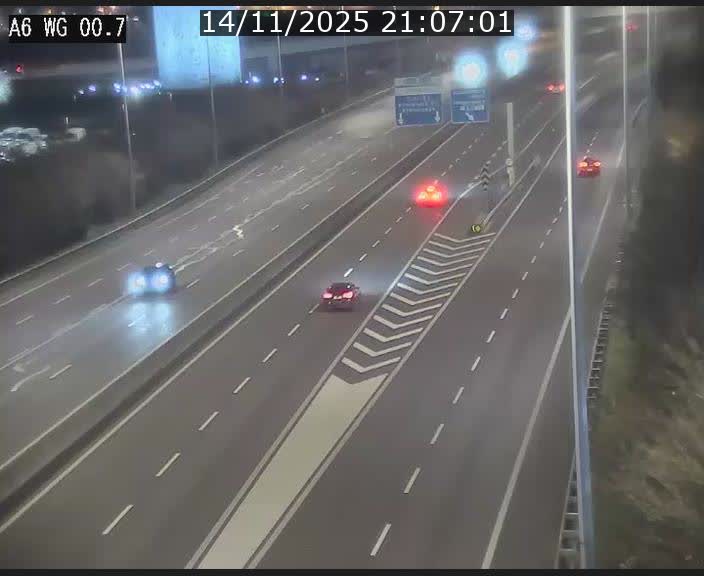 <h2>Traffic live webcam Luxembourg Croix de Cessange - A6 - BK 0.7 - direction A3 France</h2>