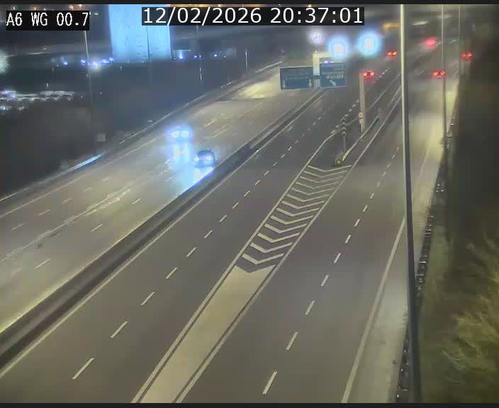 <h2>Traffic live webcam Luxembourg Croix de Cessange - A6 - BK 0.7 - direction A3 France</h2>
