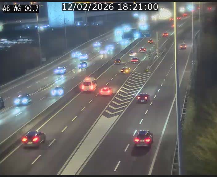 <h2>Traffic live webcam Luxembourg Croix de Cessange - A6 - BK 0.7 - direction A3 France</h2>