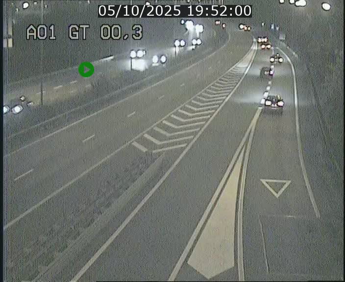 <h2>Traffic live webcam Luxembourg Croix de Gasperich - A1 direction Kirchberg - BK 0.3</h2>