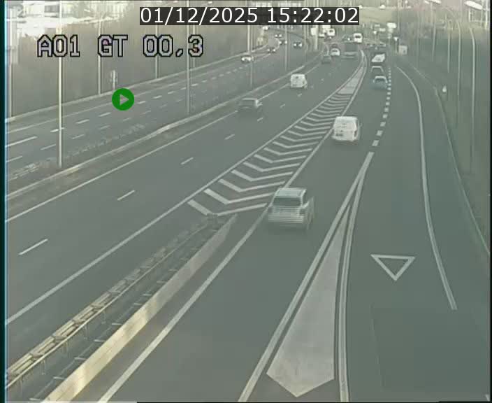 <h2>Traffic live webcam Luxembourg Croix de Gasperich - A1 direction Kirchberg - BK 0.3</h2>