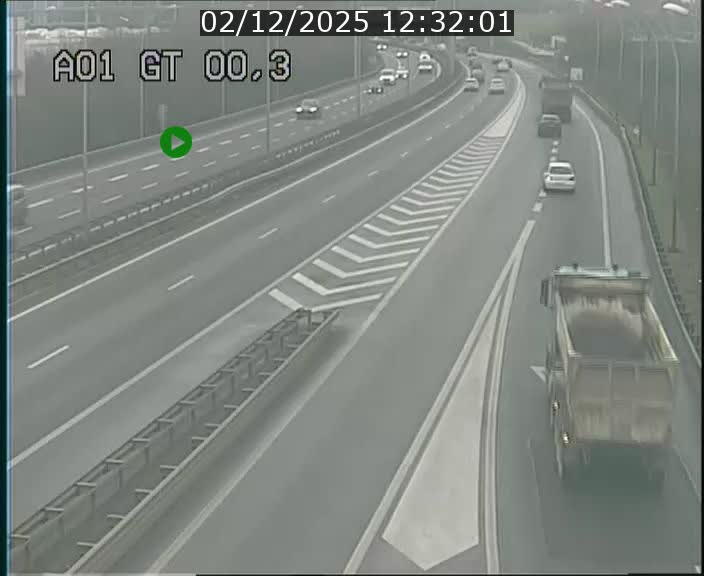 <h2>Traffic live webcam Luxembourg Croix de Gasperich - A1 direction Kirchberg - BK 0.3</h2>
