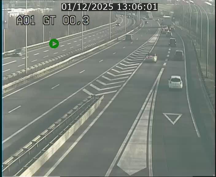 <h2>Traffic live webcam Luxembourg Croix de Gasperich - A1 direction Kirchberg - BK 0.3</h2>