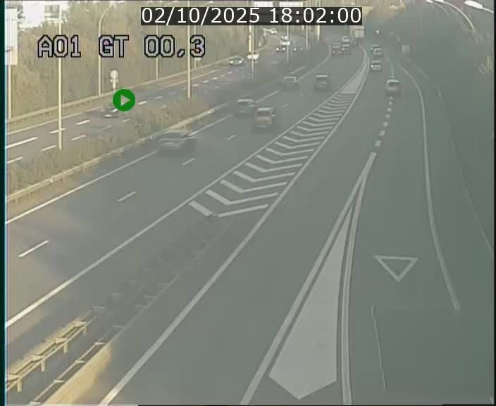 <h2>Traffic live webcam Luxembourg Croix de Gasperich - A1 direction Kirchberg - BK 0.3</h2>