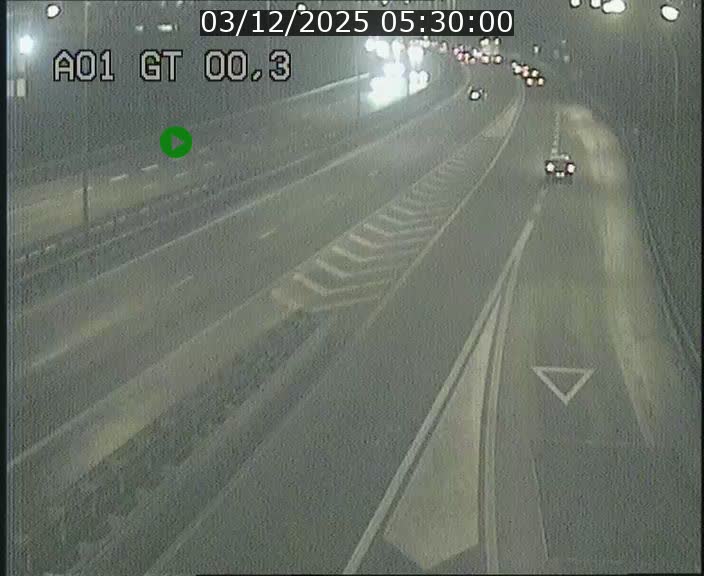 <h2>Traffic live webcam Luxembourg Croix de Gasperich - A1 direction Kirchberg - BK 0.3</h2>