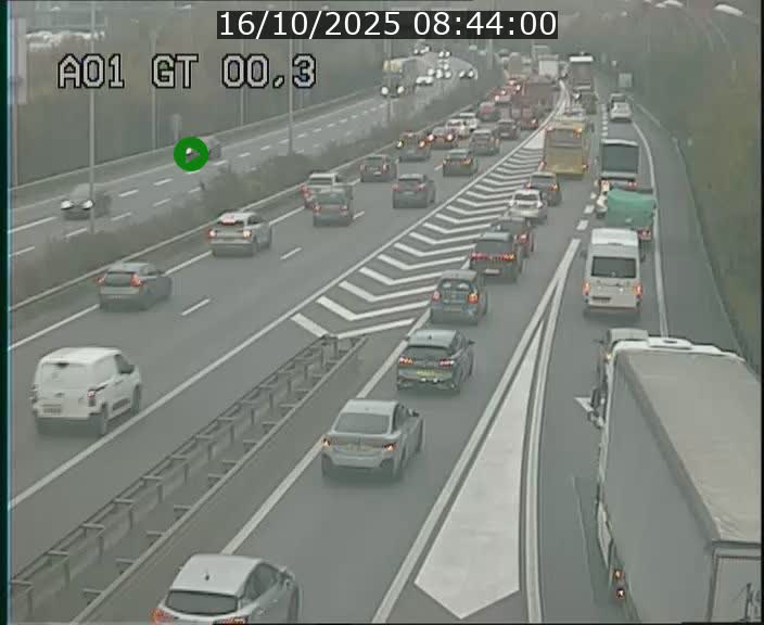 <h2>Traffic live webcam Luxembourg Croix de Gasperich - A1 direction Kirchberg - BK 0.3</h2>