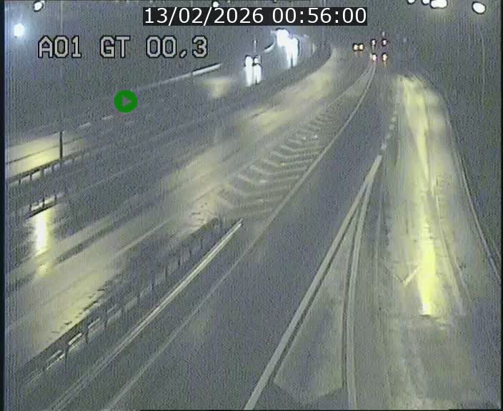 <h2>Traffic live webcam Luxembourg Croix de Gasperich - A1 direction Kirchberg - BK 0.3</h2>