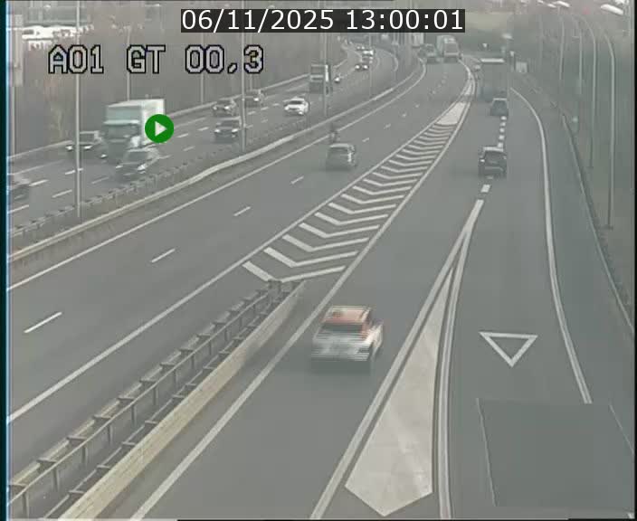 <h2>Traffic live webcam Luxembourg Croix de Gasperich - A1 direction Kirchberg - BK 0.3</h2>