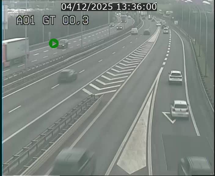 <h2>Traffic live webcam Luxembourg Croix de Gasperich - A1 direction Kirchberg - BK 0.3</h2>