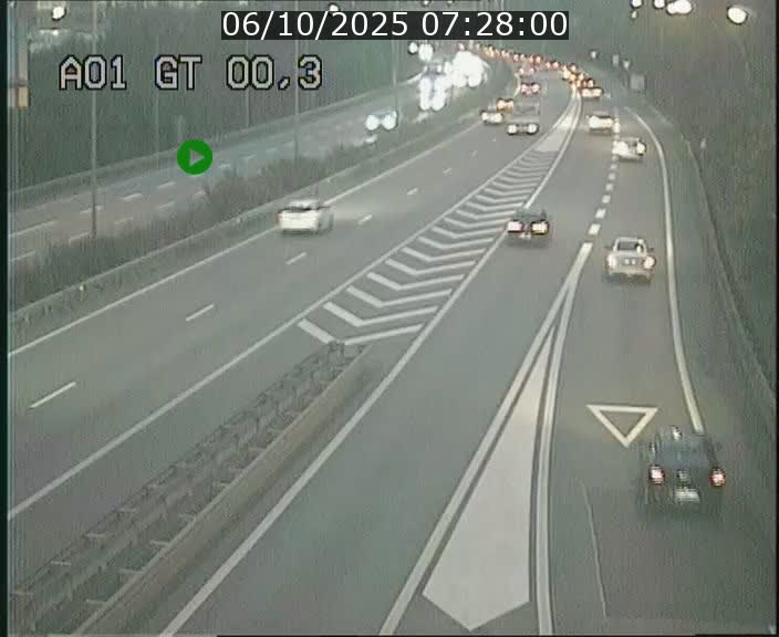 <h2>Traffic live webcam Luxembourg Croix de Gasperich - A1 direction Kirchberg - BK 0.3</h2>