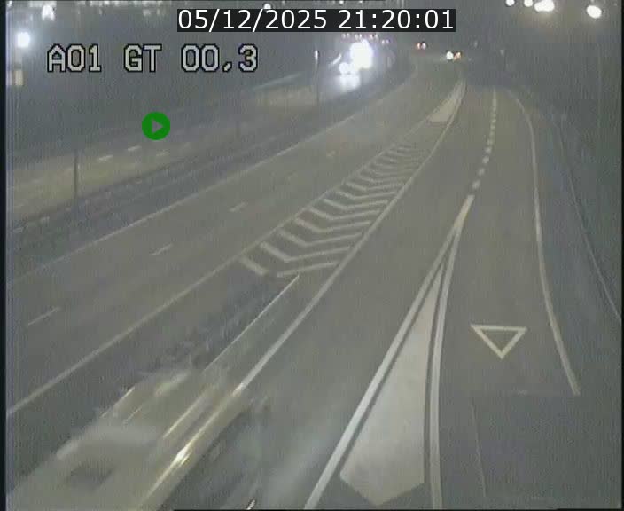 <h2>Traffic live webcam Luxembourg Croix de Gasperich - A1 direction Kirchberg - BK 0.3</h2>