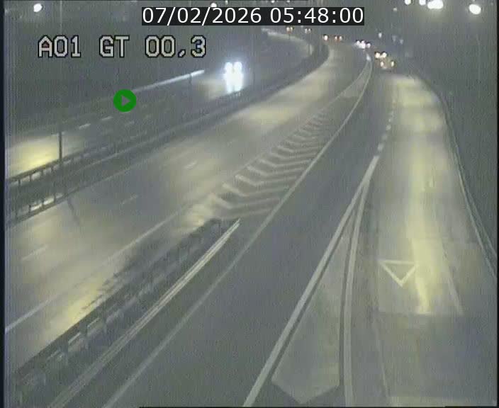 <h2>Traffic live webcam Luxembourg Croix de Gasperich - A1 direction Kirchberg - BK 0.3</h2>