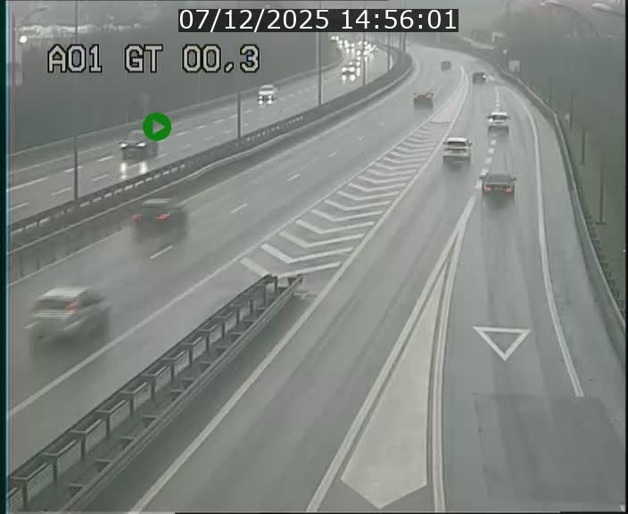 <h2>Traffic live webcam Luxembourg Croix de Gasperich - A1 direction Kirchberg - BK 0.3</h2>
