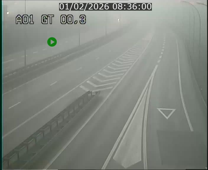 <h2>Traffic live webcam Luxembourg Croix de Gasperich - A1 direction Kirchberg - BK 0.3</h2>