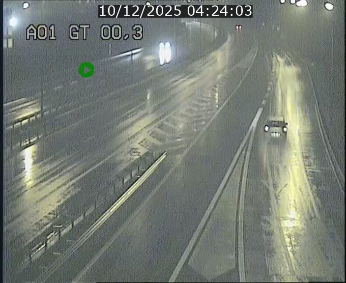 <h2>Traffic live webcam Luxembourg Croix de Gasperich - A1 direction Kirchberg - BK 0.3</h2>