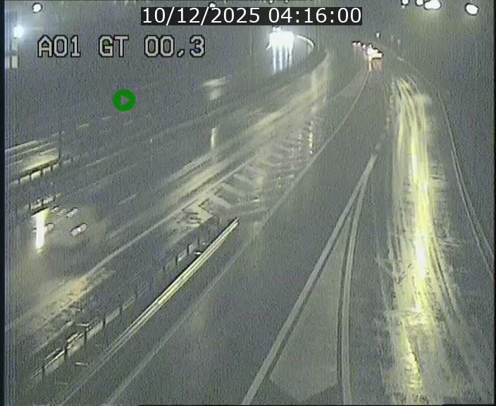 <h2>Traffic live webcam Luxembourg Croix de Gasperich - A1 direction Kirchberg - BK 0.3</h2>