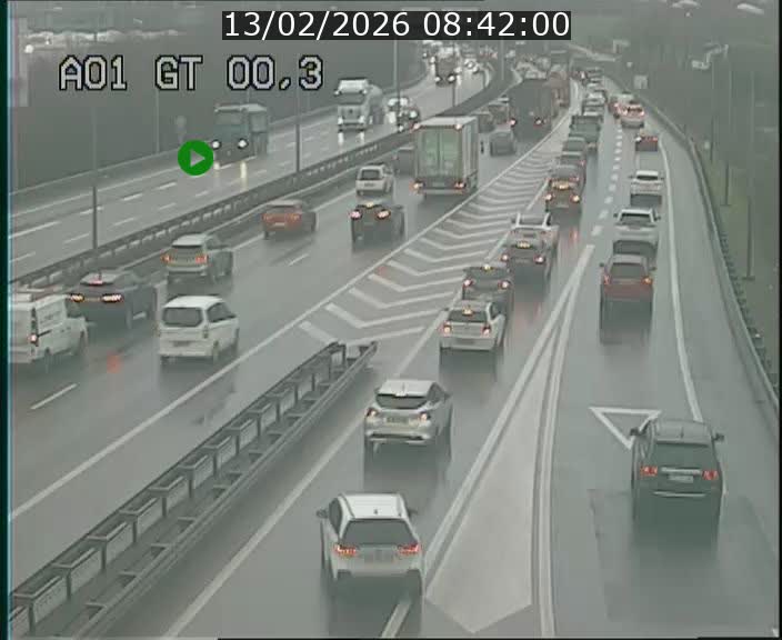 <h2>Traffic live webcam Luxembourg Croix de Gasperich - A1 direction Kirchberg - BK 0.3</h2>