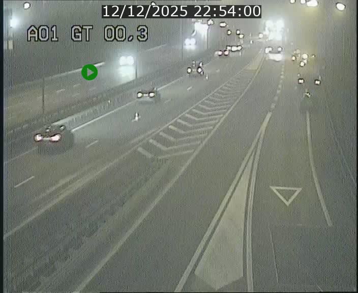 <h2>Traffic live webcam Luxembourg Croix de Gasperich - A1 direction Kirchberg - BK 0.3</h2>